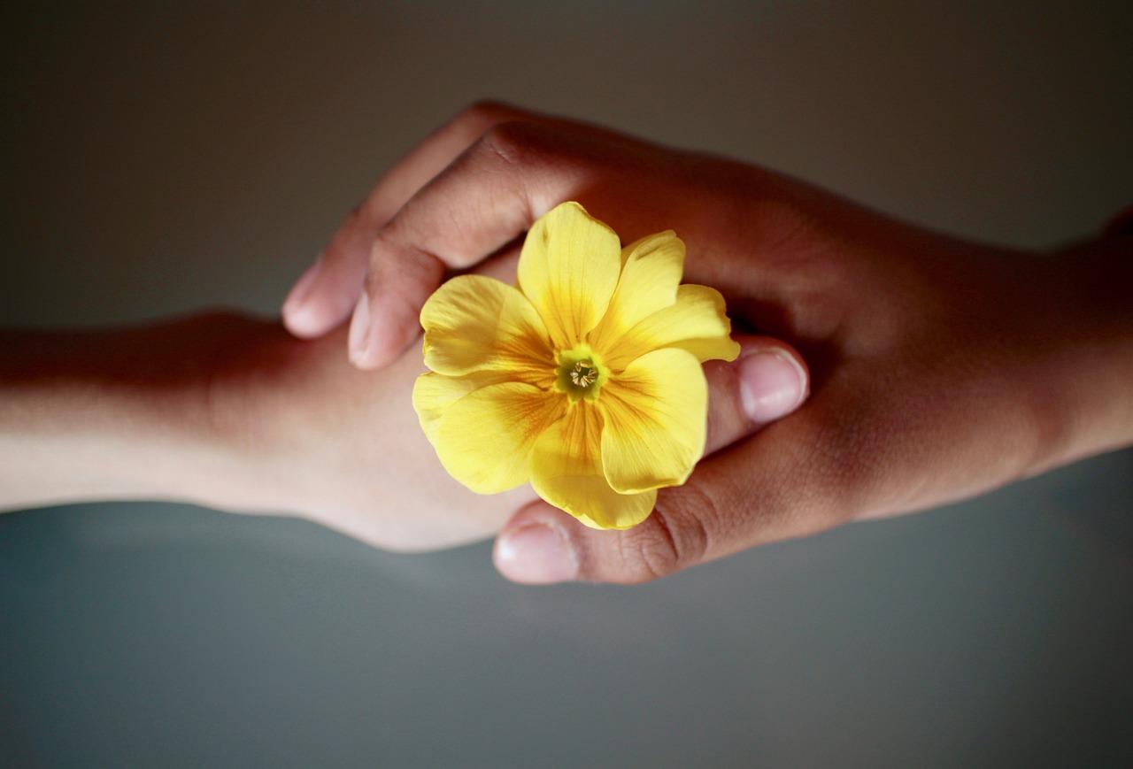 Main fleur